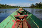 Barco no Rio Amazonas