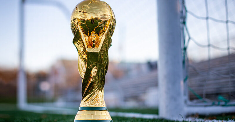 Réplica do troféu da Copa do Mundo de Futebol da FIFA