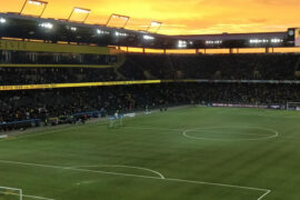 Campo de futebol oficial